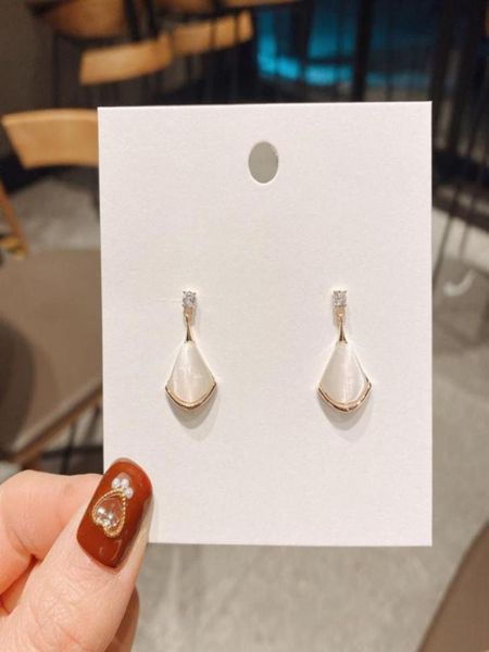 dangle chandelier fan shape earrings for women spring summer zirconia opal stone luxury temperament fashion jewelry s925 pins to1705663, Silver
dangle chandelier fan shape earrings for women spring summer zirconia opal stone luxury temperament fashion jewelry s925 pins to1705663, Silver