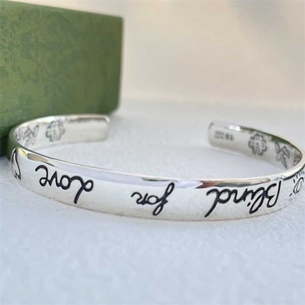 2023 new designer jewelry bracelet necklace ring love head love fearless flowers birds wide narrow men women lovers make old open bracelet, Black
2023 new designer jewelry bracelet necklace ring love head love fearless flowers birds wide narrow men women lovers make old open bracelet, Black