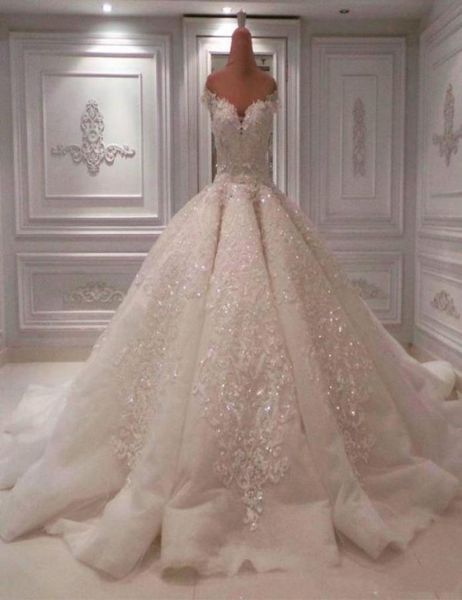 luxury ball gown saudic arabic wedding dresses off the shoulder lace appliqued bridal gowns long train plus size modest wedding dr3394076, White
luxury ball gown saudic arabic wedding dresses off the shoulder lace appliqued bridal gowns long train plus size modest wedding dr3394076, White