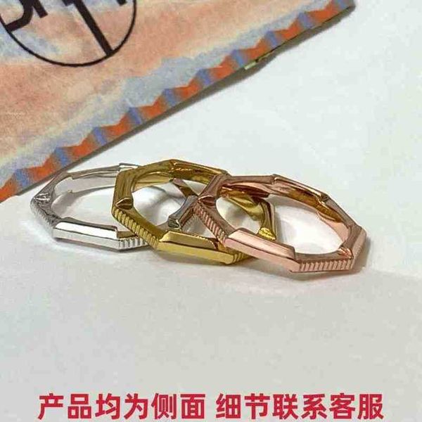 2023 new designer jewelry bracelet necklace ring accessories link to love series striped carved ring trend couple, Silver
2023 new designer jewelry bracelet necklace ring accessories link to love series striped carved ring trend couple, Silver