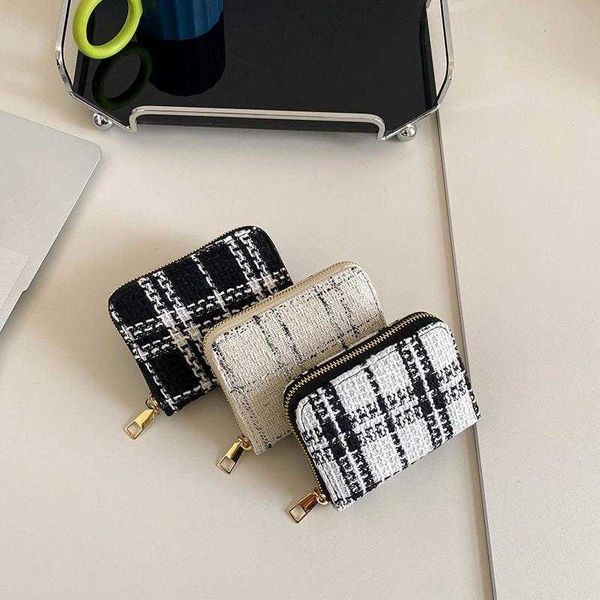 womens printed bag plaid wallet retro fashion youth cool zipper coin purse purs, Red;black
womens printed bag plaid wallet retro fashion youth cool zipper coin purse purs, Red;black