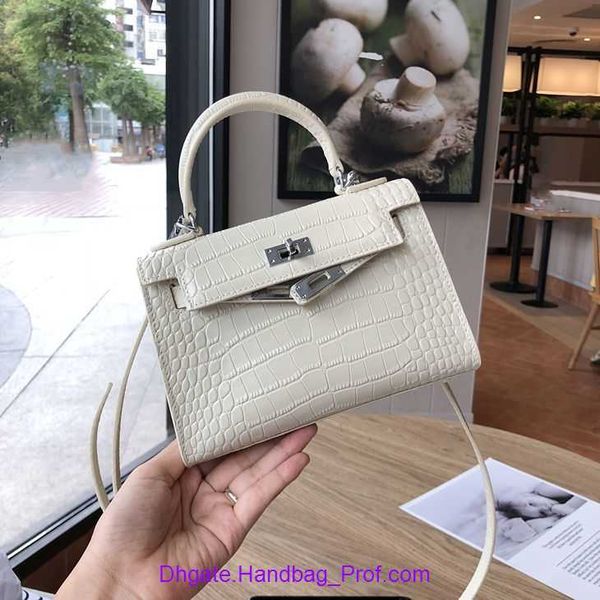 9a quality designer hemrres kelys tote bag online shop new mini second generation crocodile pattern bag leather crossbody small cowhide ve w
9a quality designer hemrres kelys tote bag online shop new mini second generation crocodile pattern bag leather crossbody small cowhide ve w