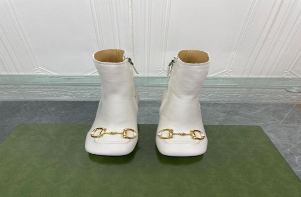 classic fashion metal button women039s boots side zipper design black and white with 75cm high complete packaging9279560
classic fashion metal button women039s boots side zipper design black and white with 75cm high complete packaging9279560
