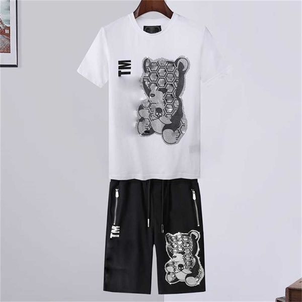 crystal skull designer t shirts pants piece sets mens summer tracksuits casual punk solid tshirt print letter dollar tee skateboard clothin, Gray
crystal skull designer t shirts pants piece sets mens summer tracksuits casual punk solid tshirt print letter dollar tee skateboard clothin, Gray