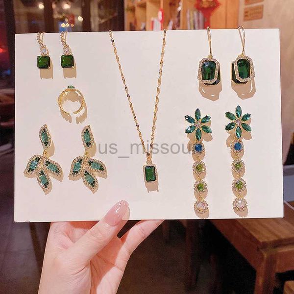 band rings exquisite zircon green earrings ring necklace set light luxury titanium steel clavicle chain women's wedding party jewelry j, Silver
band rings exquisite zircon green earrings ring necklace set light luxury titanium steel clavicle chain women's wedding party jewelry j, Silver