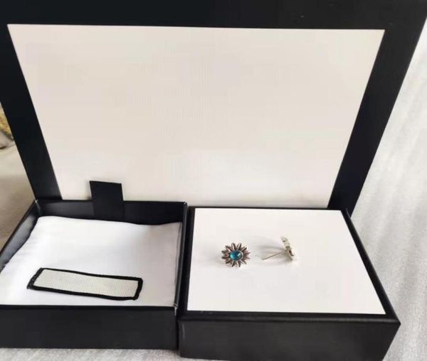 luxury design earrings for woman retro simple silverplated lover earring trend couple jewelry supply7760779, Silver
luxury design earrings for woman retro simple silverplated lover earring trend couple jewelry supply7760779, Silver