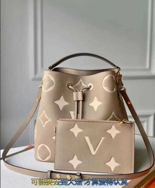 luxury designer neonoe bucket handbags fashion louiseits womens bags viutonits old flower purses women tote brand genuine leather shoulder c
luxury designer neonoe bucket handbags fashion louiseits womens bags viutonits old flower purses women tote brand genuine leather shoulder c