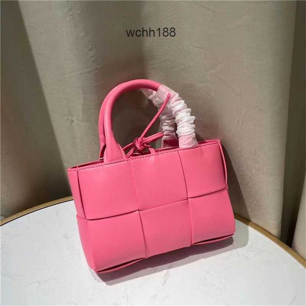 single 2023 designer bag bottegas evening shoulder bags girl arco totes leather cowhide crossbody spring small knitted high handbag women ic
single 2023 designer bag bottegas evening shoulder bags girl arco totes leather cowhide crossbody spring small knitted high handbag women ic