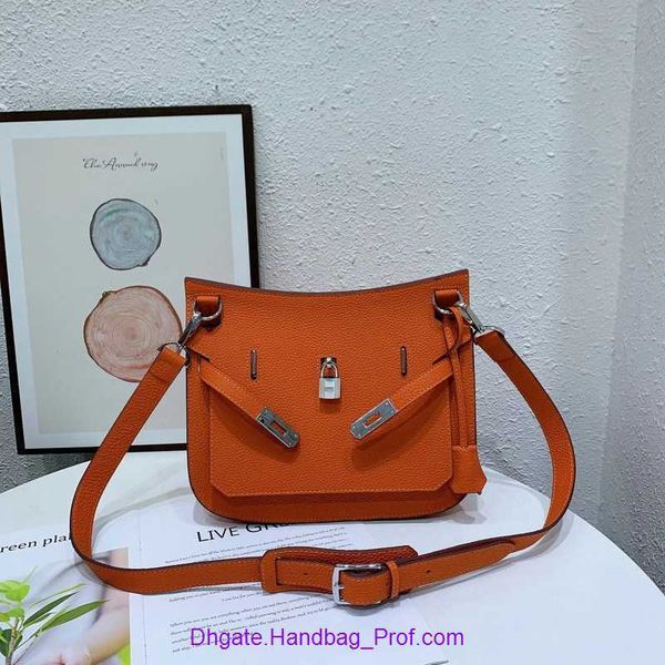 8a quality original hemrres j ypsiere tote bag for sale bag layer cow leather gypsy tote women's messenger guangzhouhave real logo
8a quality original hemrres j ypsiere tote bag for sale bag layer cow leather gypsy tote women's messenger guangzhouhave real logo