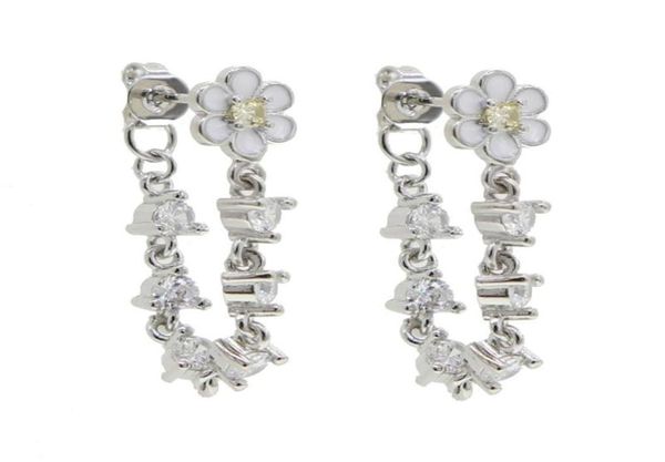 dangle chandelier 2021 summer fashion 5a sparking bling cz link chain tassel women white enamel daisy flower jewelry high qualit5025119, Silver
dangle chandelier 2021 summer fashion 5a sparking bling cz link chain tassel women white enamel daisy flower jewelry high qualit5025119, Silver