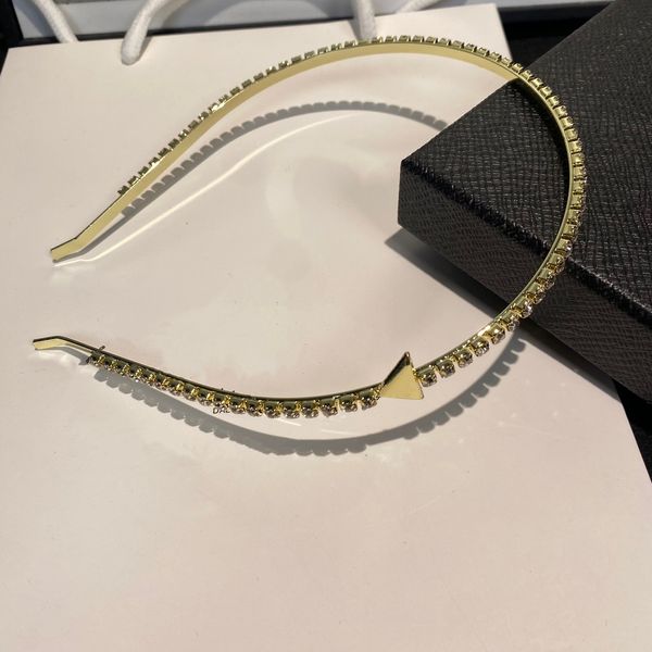 retro luxury designer crystal headbands hair bands for women girl brand headband sports fitness headband triangle hairpin head wrap party gi, Silver
retro luxury designer crystal headbands hair bands for women girl brand headband sports fitness headband triangle hairpin head wrap party gi, Silver
