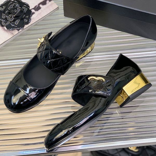 Luxury Patent Leather Lingge Brand Dress Shoes for Women Round Toes Square Heels