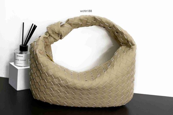 bottegas designer bag evening bags teen jodie girl woven armpit fashion jodies knot cloud handbag texture soft 2023 leather cowhorn women�
bottegas designer bag evening bags teen jodie girl woven armpit fashion jodies knot cloud handbag texture soft 2023 leather cowhorn women�
