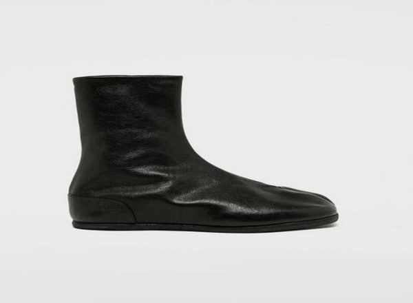 perfect quality tabi flat ankle boots classic split tabi toe flat soles black paris brand new fashion shoes6632027
perfect quality tabi flat ankle boots classic split tabi toe flat soles black paris brand new fashion shoes6632027