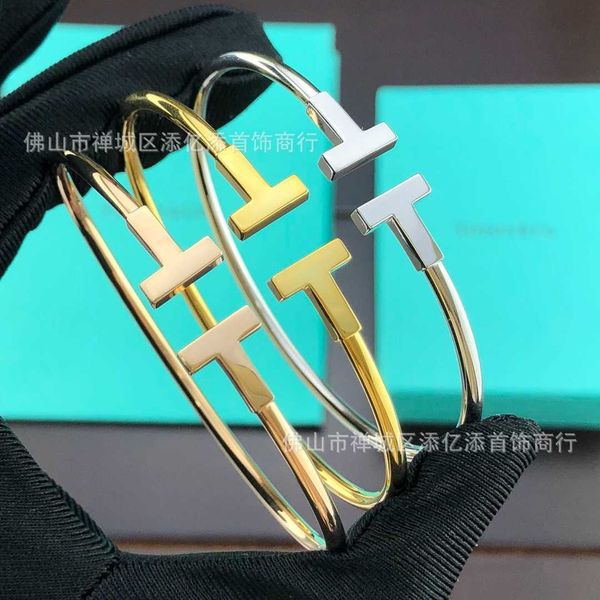 designer new seiko version tiffay glossy double-t letter open bracelet for women 18k gold rose girlfriend live broadcast, Black
designer new seiko version tiffay glossy double-t letter open bracelet for women 18k gold rose girlfriend live broadcast, Black