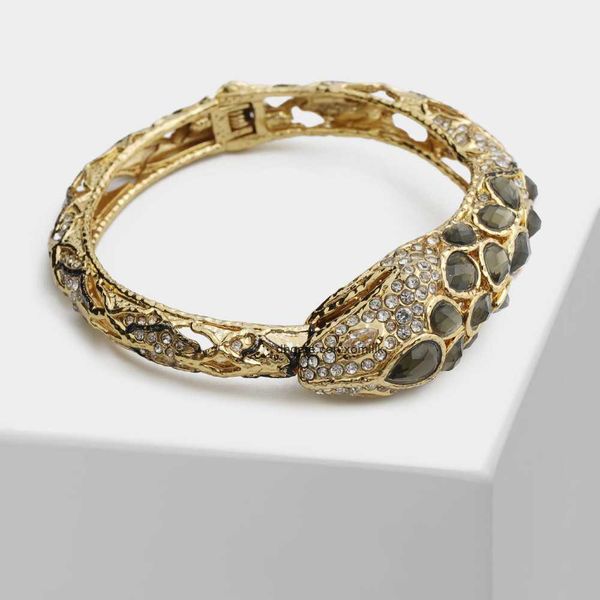 designer luxury belgary brand bracelet zircon inlaid ethnic snake shaped high-end light luxury personalized niche bracelet, Black
designer luxury belgary brand bracelet zircon inlaid ethnic snake shaped high-end light luxury personalized niche bracelet, Black