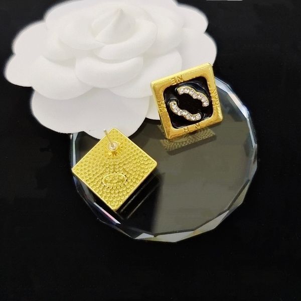 with stamp designer stud earrings women diamond pendant earrings designer jewelry party family gift spring romantic girl chain, Golden;silver
with stamp designer stud earrings women diamond pendant earrings designer jewelry party family gift spring romantic girl chain, Golden;silver