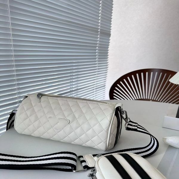 2023white classic design ladies pillow shoulder bag tote designer fashion small leather crossbody bags women's
2023white classic design ladies pillow shoulder bag tote designer fashion small leather crossbody bags women's