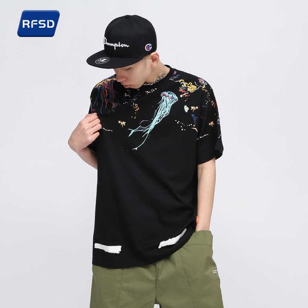 rfsd summer new fashion brand graffiti speckle print short sleeve tshirt for men and women loose couple set half sleeve, White;black
rfsd summer new fashion brand graffiti speckle print short sleeve tshirt for men and women loose couple set half sleeve, White;black