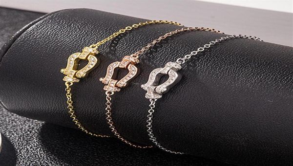luxury designers women charms bracelet zircon bracelets iced out bling cz chain for men woman luxury jewelry296d2308037, Golden;silver
luxury designers women charms bracelet zircon bracelets iced out bling cz chain for men woman luxury jewelry296d2308037, Golden;silver