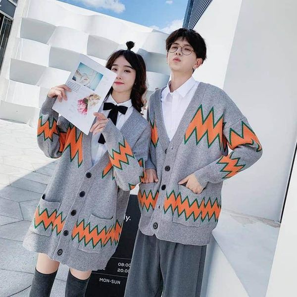 sweaters 2022 autumn and winter new couple sweater cardigan vneck retro loose poncho button warm knitted jacket jumper casual jacket, White;black
sweaters 2022 autumn and winter new couple sweater cardigan vneck retro loose poncho button warm knitted jacket jumper casual jacket, White;black