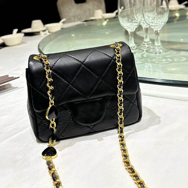 black love women classic crossbody bag leather quilted matelasse chain luxury handbag vintage designer purse mini suitcases fanny pack gold
black love women classic crossbody bag leather quilted matelasse chain luxury handbag vintage designer purse mini suitcases fanny pack gold