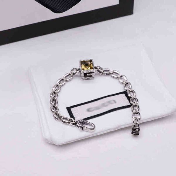 2023 new designer jewelry bracelet necklace ring white copper style double-sided stone inlaid square star bracelet, Black
2023 new designer jewelry bracelet necklace ring white copper style double-sided stone inlaid square star bracelet, Black