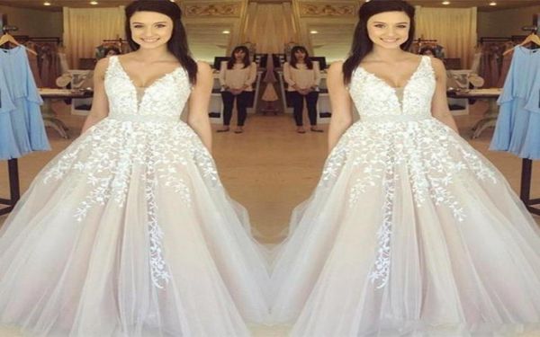2017 luxury women prom dress plunging tulle appliques v neck party dresses evening gowns sweep train celebrity pageant dress9881655, Black
2017 luxury women prom dress plunging tulle appliques v neck party dresses evening gowns sweep train celebrity pageant dress9881655, Black