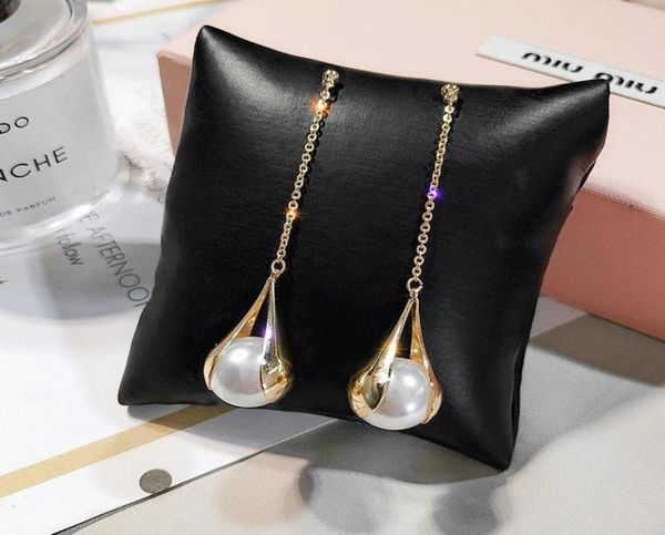 dangle chandelier 2021 korean fashion stud earrings luxury pearls drop earring designer statement earings jewelry for women jewe2109989, Silver
dangle chandelier 2021 korean fashion stud earrings luxury pearls drop earring designer statement earings jewelry for women jewe2109989, Silver