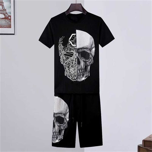 crystal skull designer t shirts pants piece sets mens summer tracksuits casual punk solid tshirt print letter dollar tee skateboard clothin, Gray
crystal skull designer t shirts pants piece sets mens summer tracksuits casual punk solid tshirt print letter dollar tee skateboard clothin, Gray