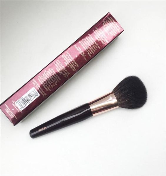 the bronzer makeup brush soft natural hair large powder beauty cosmetic brush tool applicatior2675379
the bronzer makeup brush soft natural hair large powder beauty cosmetic brush tool applicatior2675379