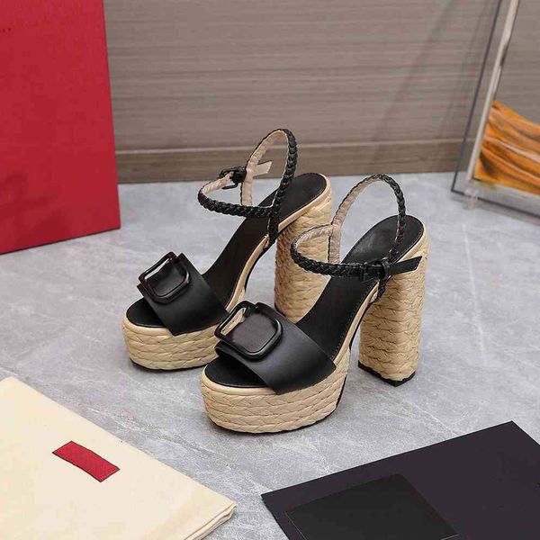 2023 fashion sandals valentinosity luxury designer platform sandal classic slide women's high-heeled sandals hl02, Black
2023 fashion sandals valentinosity luxury designer platform sandal classic slide women's high-heeled sandals hl02, Black