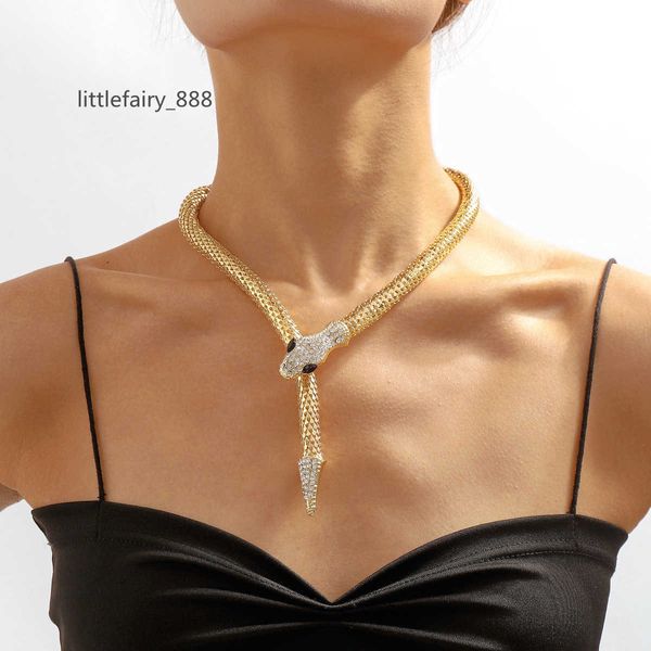 gold tone snake diamond serpentine cubic zirconium necklace punk hip hop indian necklace choker necklace fine snake jewelry, Silver
gold tone snake diamond serpentine cubic zirconium necklace punk hip hop indian necklace choker necklace fine snake jewelry, Silver