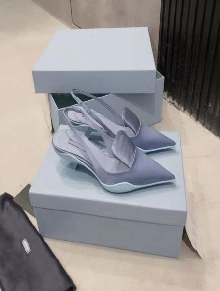 2021 spring and summer pointed highheeled sandals colorful triangle badge decoration fashion classic sheepskin lining satin 8532700, Black
2021 spring and summer pointed highheeled sandals colorful triangle badge decoration fashion classic sheepskin lining satin 8532700, Black