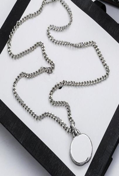 2022 luxury letter silver chain necklace retro couple necklaces men and women pendant designer jewelry gift7244570
2022 luxury letter silver chain necklace retro couple necklaces men and women pendant designer jewelry gift7244570