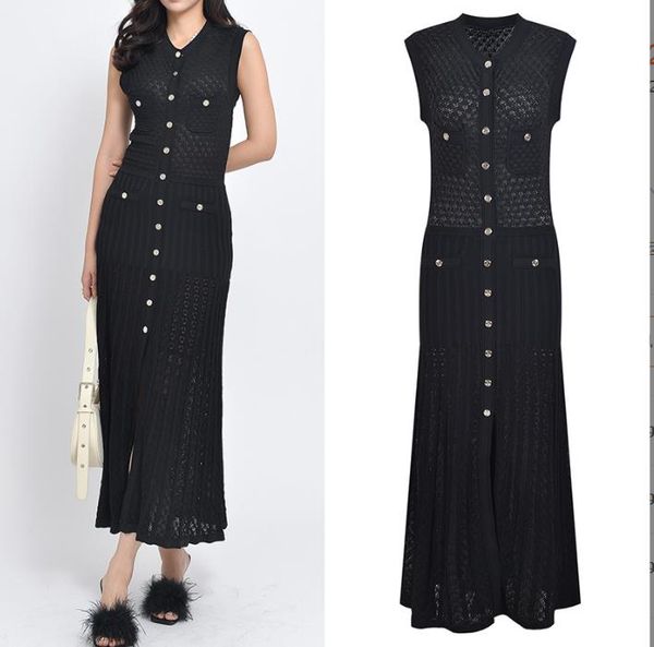 518 2023 runway dress v neck sleeveless kint dress empire brand same style dress flora print womens clothes yl, Black
518 2023 runway dress v neck sleeveless kint dress empire brand same style dress flora print womens clothes yl, Black