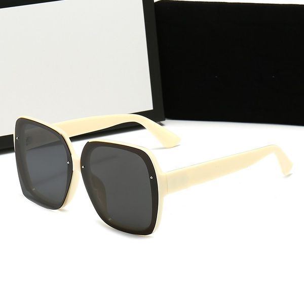 2023 new fashion sunglass luxury ray glass pc frame designer men women classic popular uv protection shading lens sunglasses, White;black
2023 new fashion sunglass luxury ray glass pc frame designer men women classic popular uv protection shading lens sunglasses, White;black