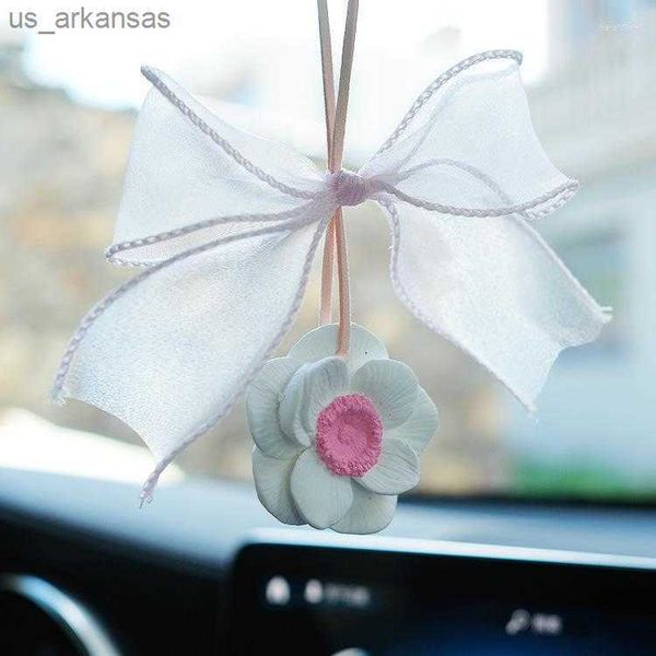 interior decorations creative car pendant hanging female small flower rearview mirror gypsum fragrance perfume l230523
interior decorations creative car pendant hanging female small flower rearview mirror gypsum fragrance perfume l230523