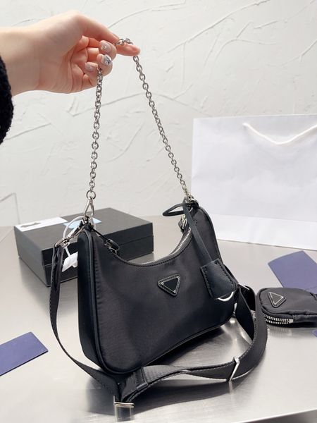 mt 3piece fashion prad re edition nylon bags 10a designer chain cleo saffiano clutch cross body shoulder luxurys tote handbag purse womens l
mt 3piece fashion prad re edition nylon bags 10a designer chain cleo saffiano clutch cross body shoulder luxurys tote handbag purse womens l