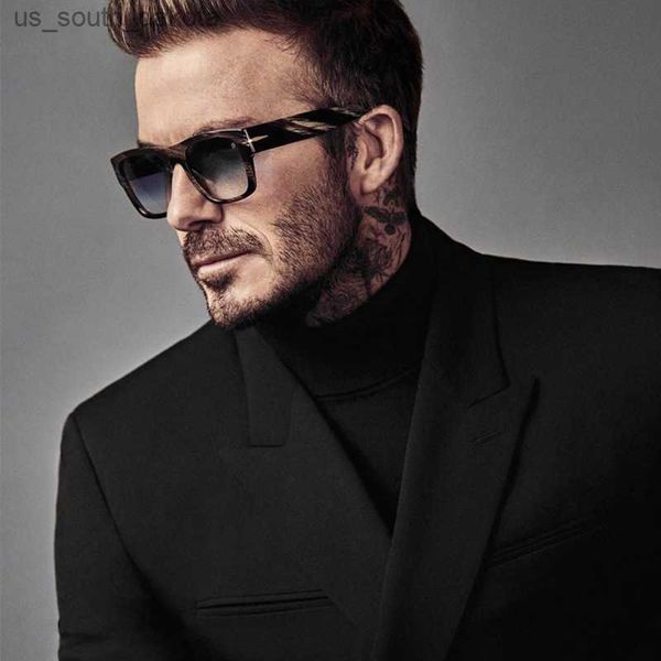 2022 classic men's square sunglasses fashion brand designer rivet retro women sun glasses uv400 beckham style driver eyewear l230523, White;black
2022 classic men's square sunglasses fashion brand designer rivet retro women sun glasses uv400 beckham style driver eyewear l230523, White;black