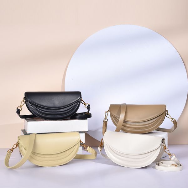 half moon bag chp-8376 commuter totes designer luxury womens shoulder bags women crossbody bag high-quality genuine leather casual wild five
half moon bag chp-8376 commuter totes designer luxury womens shoulder bags women crossbody bag high-quality genuine leather casual wild five