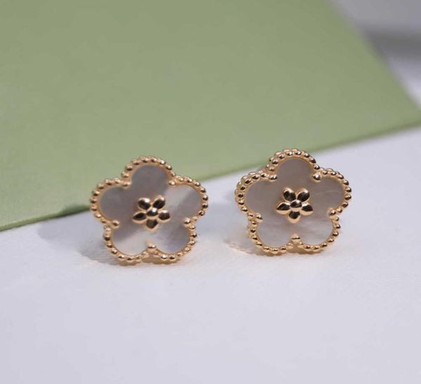 new models in 2022 plum blossom earrings s925 full body sterling silver rose gold fritillaria inlaid luxury brand jewelry 6100597, Golden
new models in 2022 plum blossom earrings s925 full body sterling silver rose gold fritillaria inlaid luxury brand jewelry 6100597, Golden