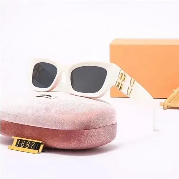 glamorous designer luxury pink vintage sunglasses miu trendy women's sunglasses tourist street pgraphy outdoor special sunglasses uv400, White;black
glamorous designer luxury pink vintage sunglasses miu trendy women's sunglasses tourist street pgraphy outdoor special sunglasses uv400, White;black