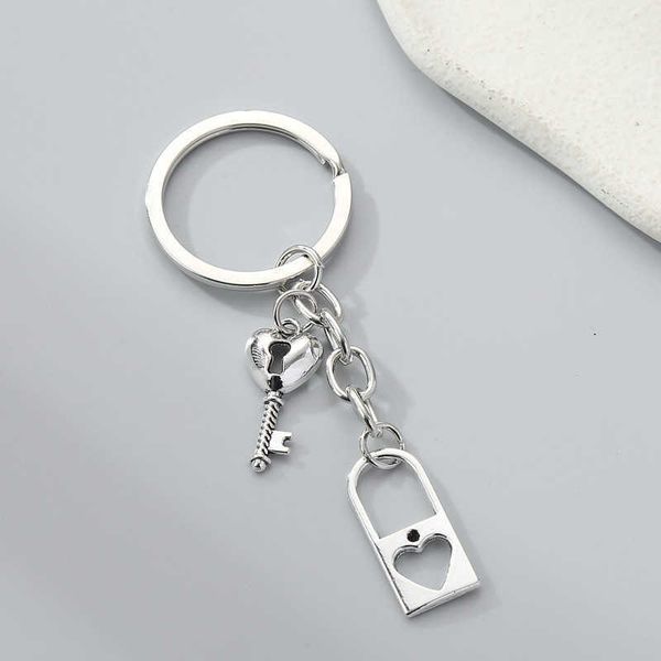 selling keylock hanging accessories personalized trend accessories car keychain hanging accessories, Silver
selling keylock hanging accessories personalized trend accessories car keychain hanging accessories, Silver