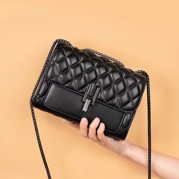 wholesale designer shoulder bag strap handbags plaid purses pattern women's luxury evening bags chain totes
wholesale designer shoulder bag strap handbags plaid purses pattern women's luxury evening bags chain totes