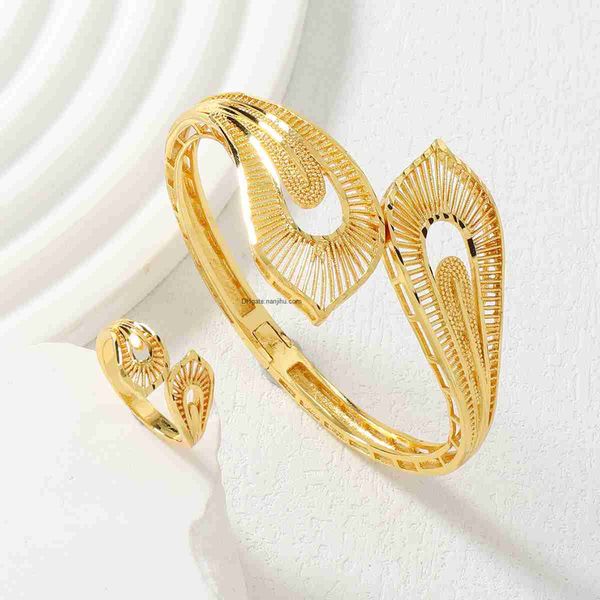 designer luxury belgary brand 2023 new fashion trend personalized snake shaped hollow copper plated 22k bracelet ring two piece jewelry set, Black
designer luxury belgary brand 2023 new fashion trend personalized snake shaped hollow copper plated 22k bracelet ring two piece jewelry set, Black
