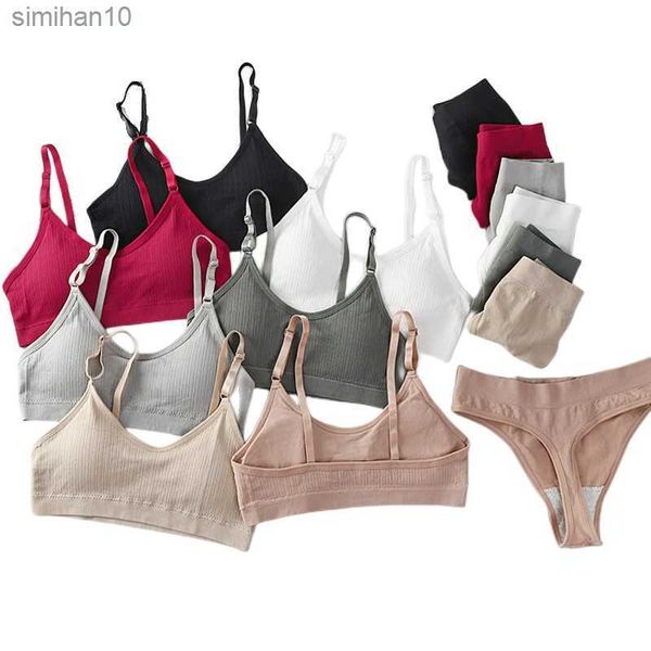 briefs panties women seamless bra set lingerie high waist cotton thong panties wire bra bralette comfy brassiere female underwear set l23051, Red;black
briefs panties women seamless bra set lingerie high waist cotton thong panties wire bra bralette comfy brassiere female underwear set l23051, Red;black
