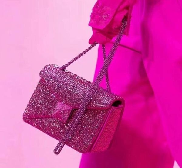 new large rivet chain small diamonds square bag fashion one shoulder big capacity handheld diagonal bags brand luxury women1218848
new large rivet chain small diamonds square bag fashion one shoulder big capacity handheld diagonal bags brand luxury women1218848