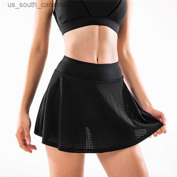 2023 women summer sports short skirt pleated fitness running shorts breathable anti exposure skirt gym sportswear l230522, Black
2023 women summer sports short skirt pleated fitness running shorts breathable anti exposure skirt gym sportswear l230522, Black