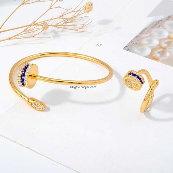 designer luxury belgary brand pop iron nail black green red royal blue water diamond plating bracelet ring
designer luxury belgary brand pop iron nail black green red royal blue water diamond plating bracelet ring